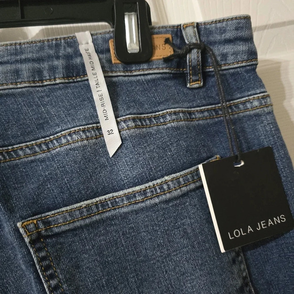 NWT LOLA Bradly-DIS Midrise Flare Jeans, Medium Wash, Destructed, Size 32. - Picture 11 of 13